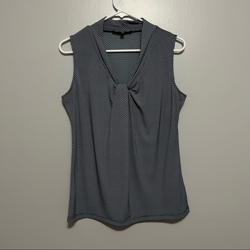 Jones New York sleeveless tank top blouse L-261